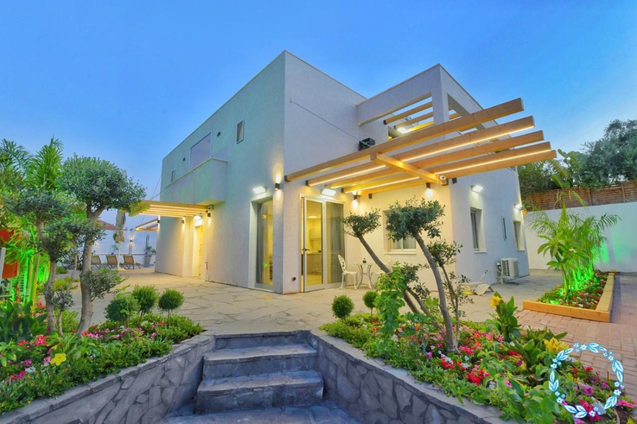 Shani House Of Style Seatara Villa Eilat Exteriör bild